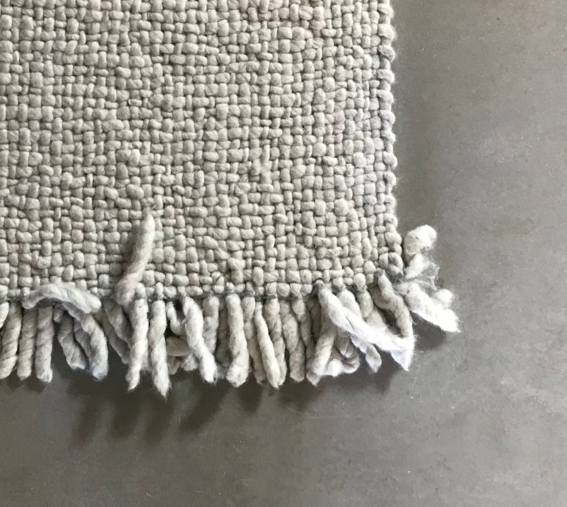 ręcznie tkany dywan Kvadrat